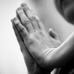 Recitare il rosario: guida passo passo