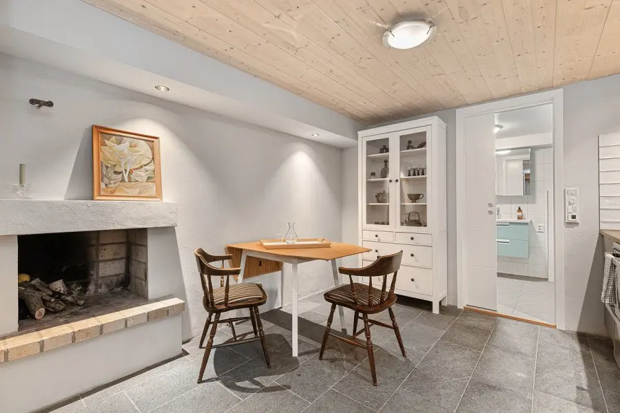 Controsoffitti in legno: calore naturale, eleganza e comfort acustico