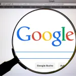 Come Google e le AI usano entità, autori, aziende e fonti per valutare affidabilità e pertinenza
