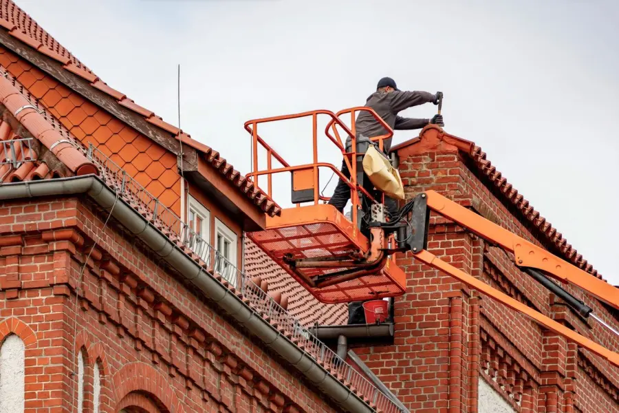 Manutenzione delle coperture, cosa succede quando si rimanda la riparazione del tetto