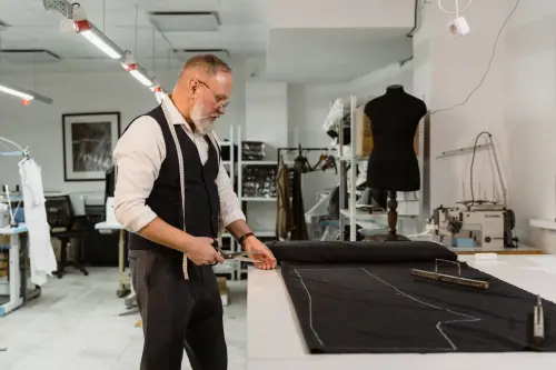 Lombardia, 466 nuove attività storiche: albo a quota 4.943