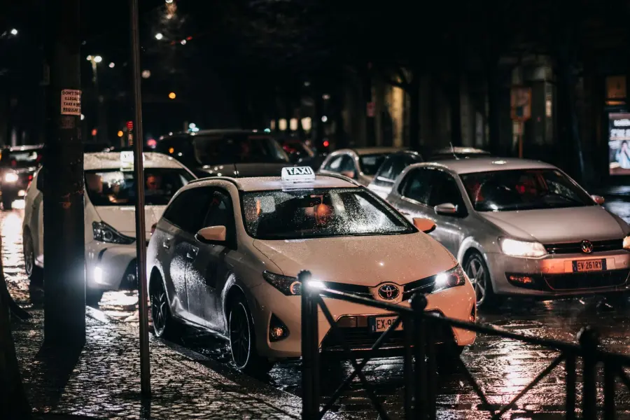 Taxi green in Lombardia, 2,1 milioni per nuovi veicoli