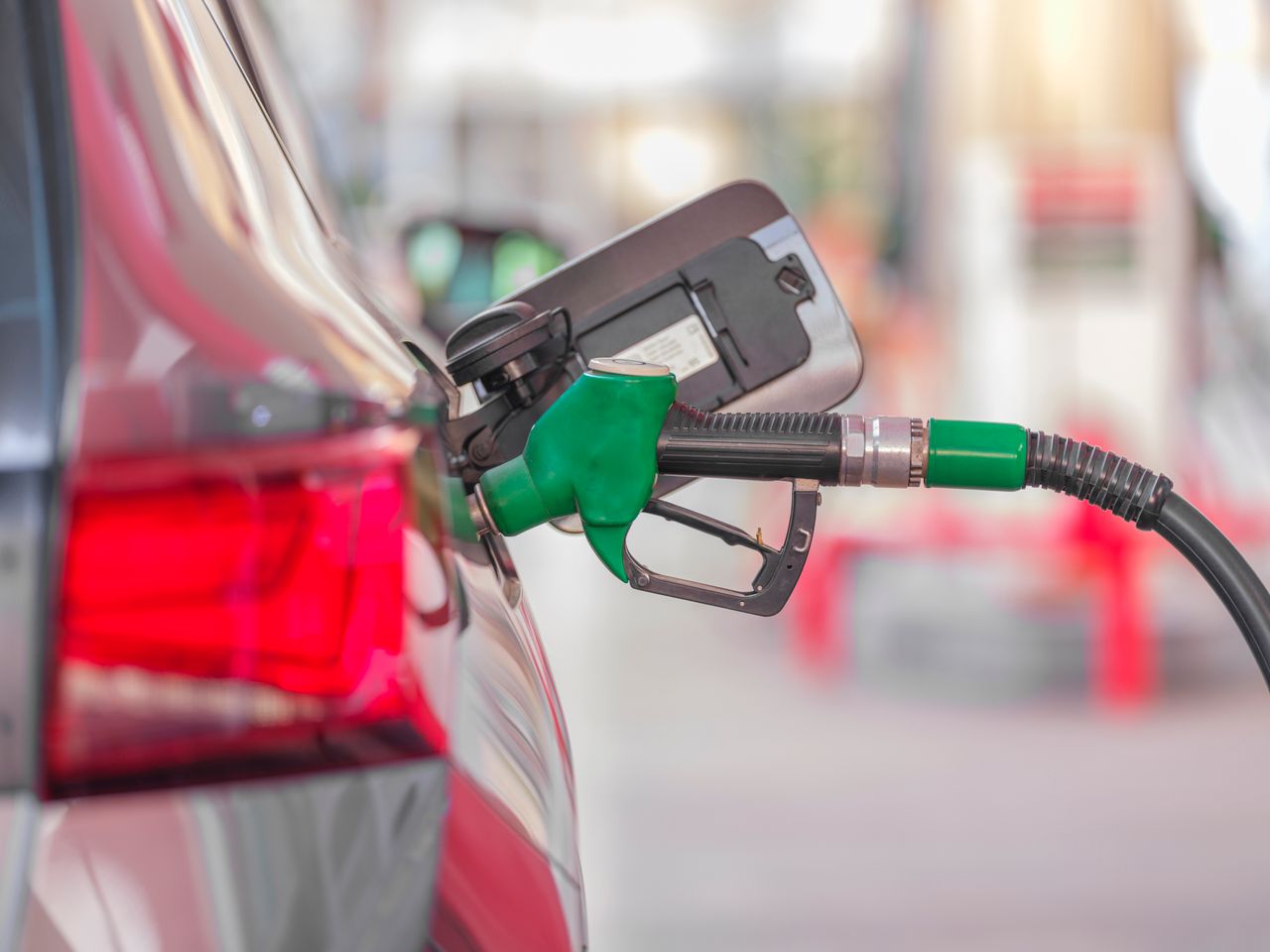 Carburante, FNAARC chiede agevolazioni per gli agenti di commercio