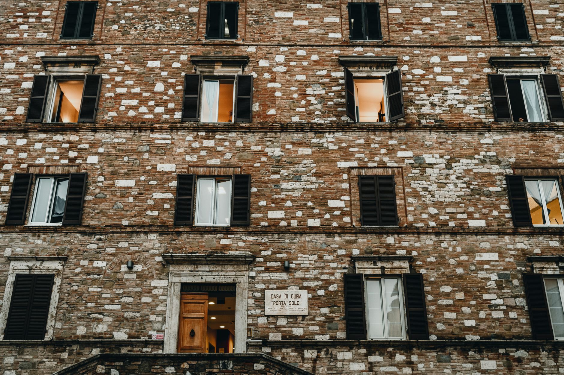 Lombardia, 96 milioni per rafforzare l’housing sociale